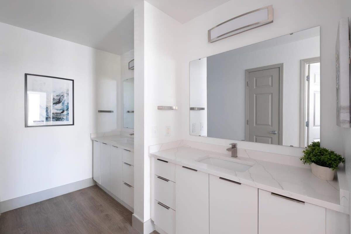 4B 2Ba Luxury Central Apartment With Gym تشارلوت المظهر الخارجي الصورة